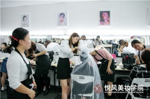 深圳化妆学校哪家好？不妨看看我的看法！