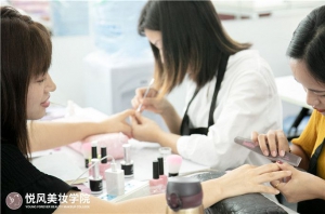想在深圳学美甲开店、不妨看看！