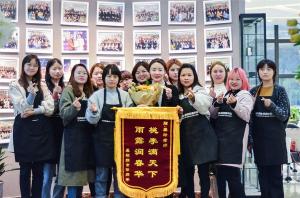 新手选化妆学校，这家的课程和优势建议先看看